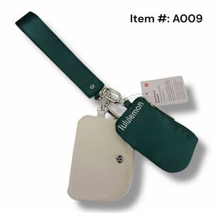 Lululemon Wordmark White & Teal Dual Pouch Wristlet Keychain Wallet (A009)